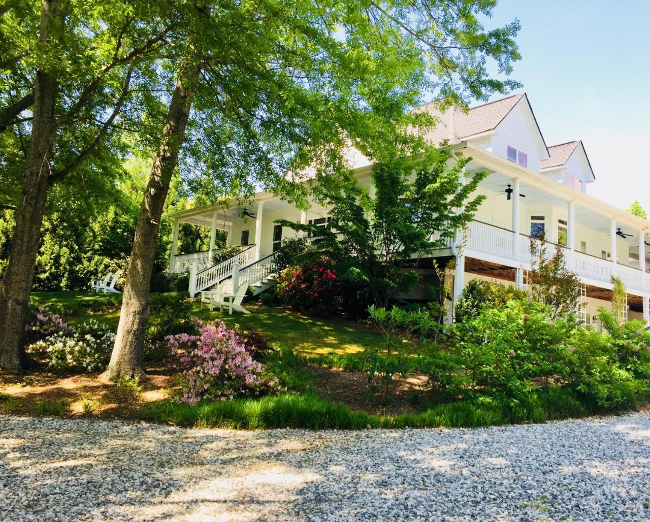 Ava House Inn And Event Venue Clermont Exterior photo